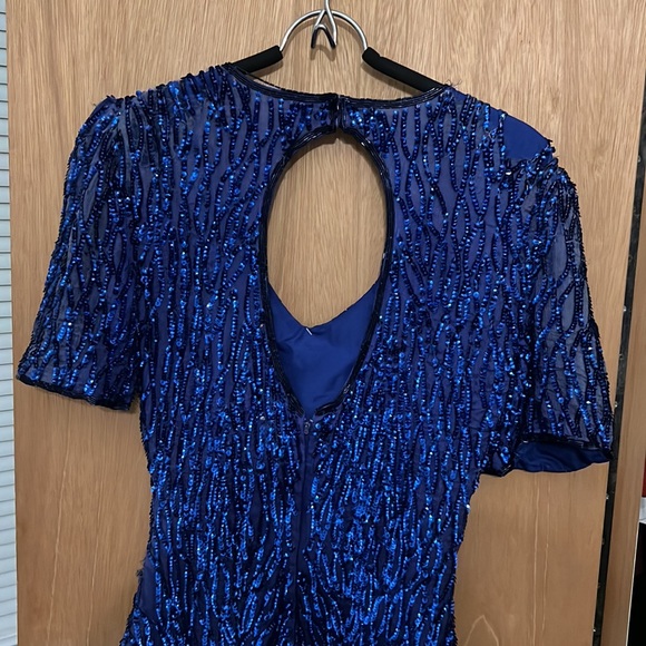 Fantasy by Lisa kane. 100 percent silk dress. Royal blue sequence - Picture 8 of 9